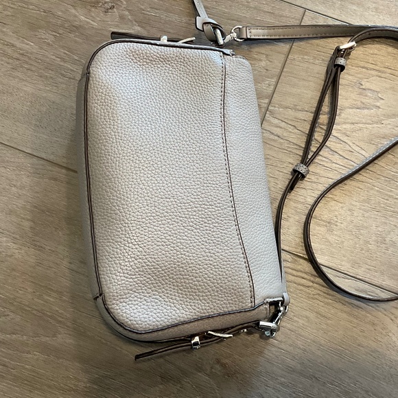 Michael Kors Crossbody Bag Greige Pebble Leather - Picture 5 of 15